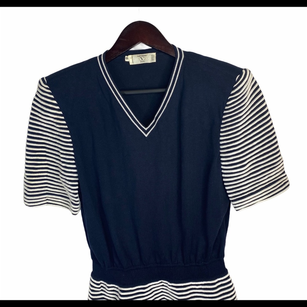 Valentino Vintage Sweater - Picture 2 of 7